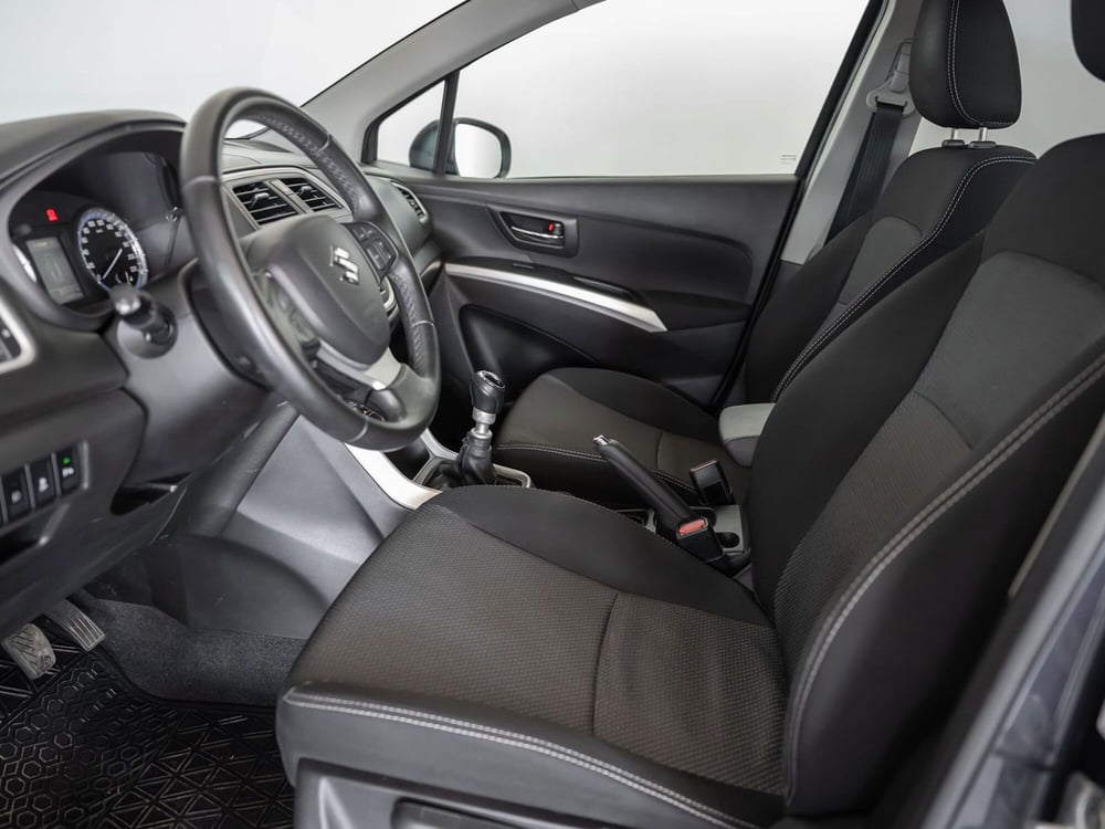 Suzuki S-Cross usata a Foggia (11)
