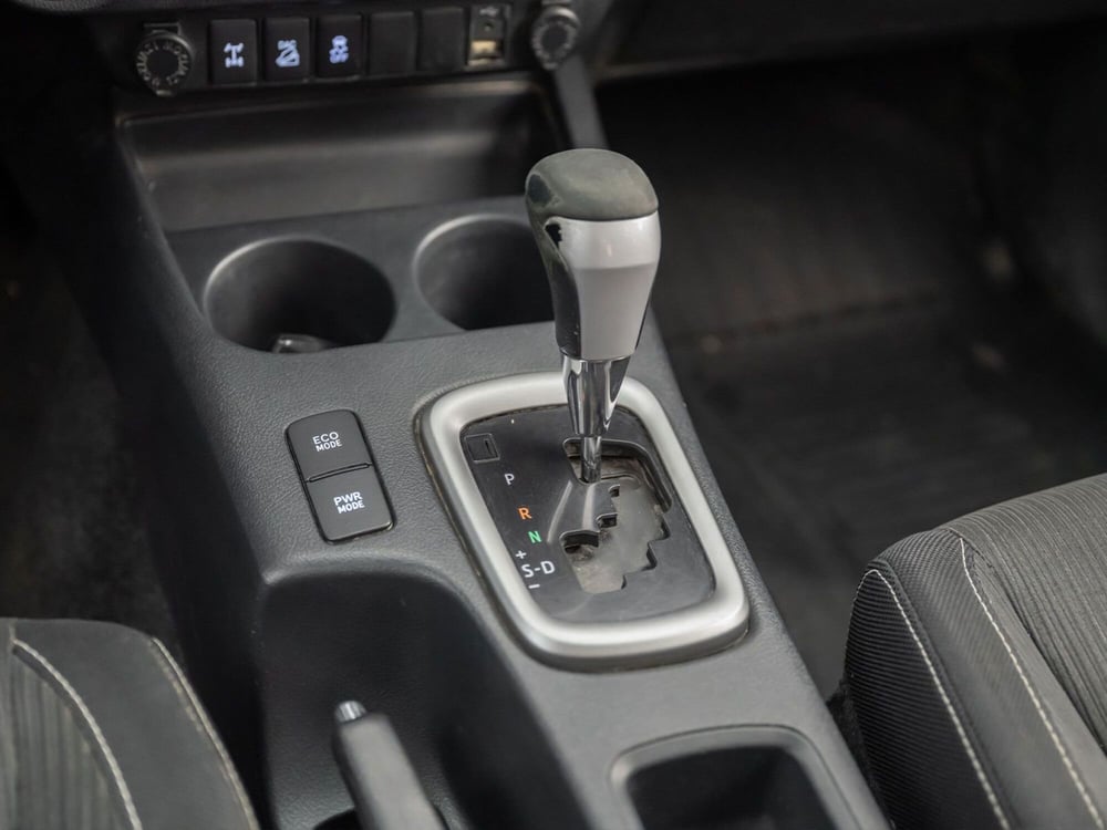 Toyota Hilux usata a Foggia (17)