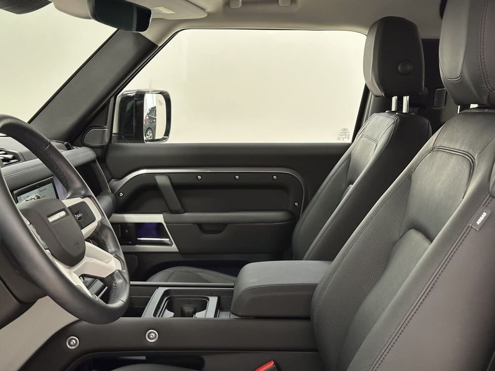 Land Rover Defender usata a Lodi (5)