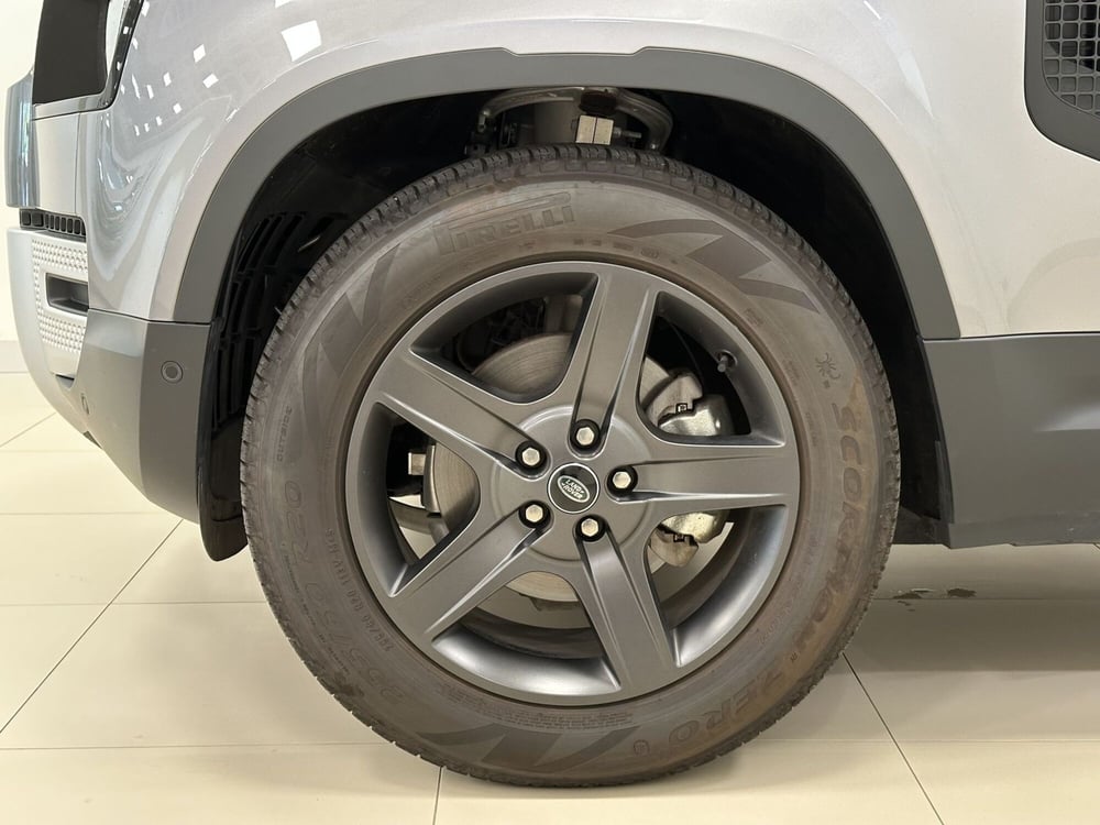 Land Rover Defender usata a Lodi (9)