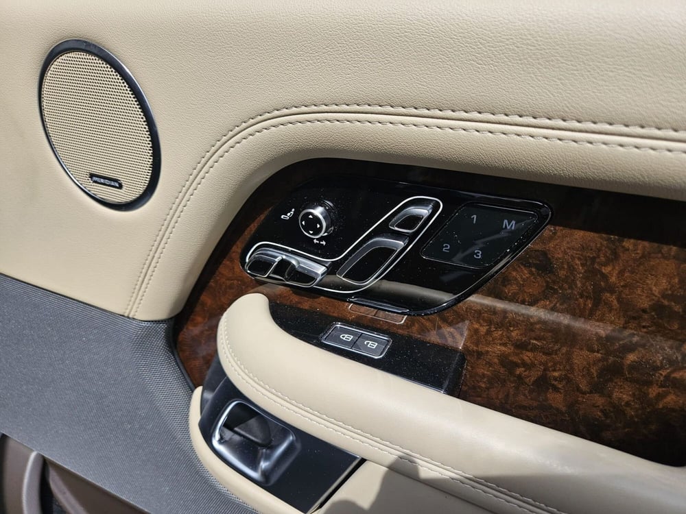 Land Rover Range Rover usata a Bergamo (11)
