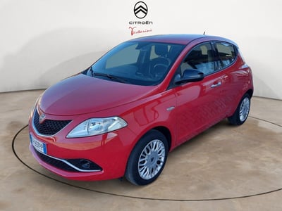 Lancia Ypsilon 1.2 69 CV 5 porte Silver del 2018 usata a Voghera