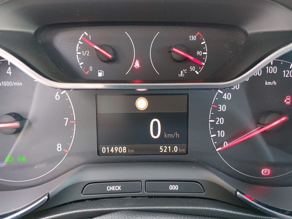 Opel Crossland usata a Pavia (12)