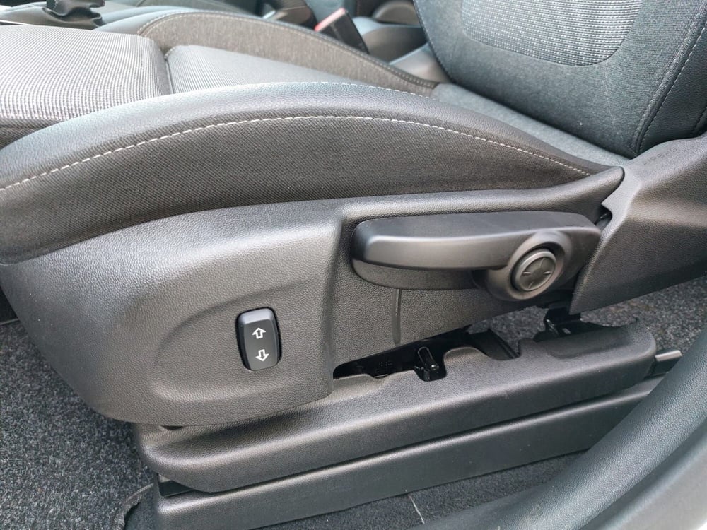 Opel Crossland usata a Pavia (4)