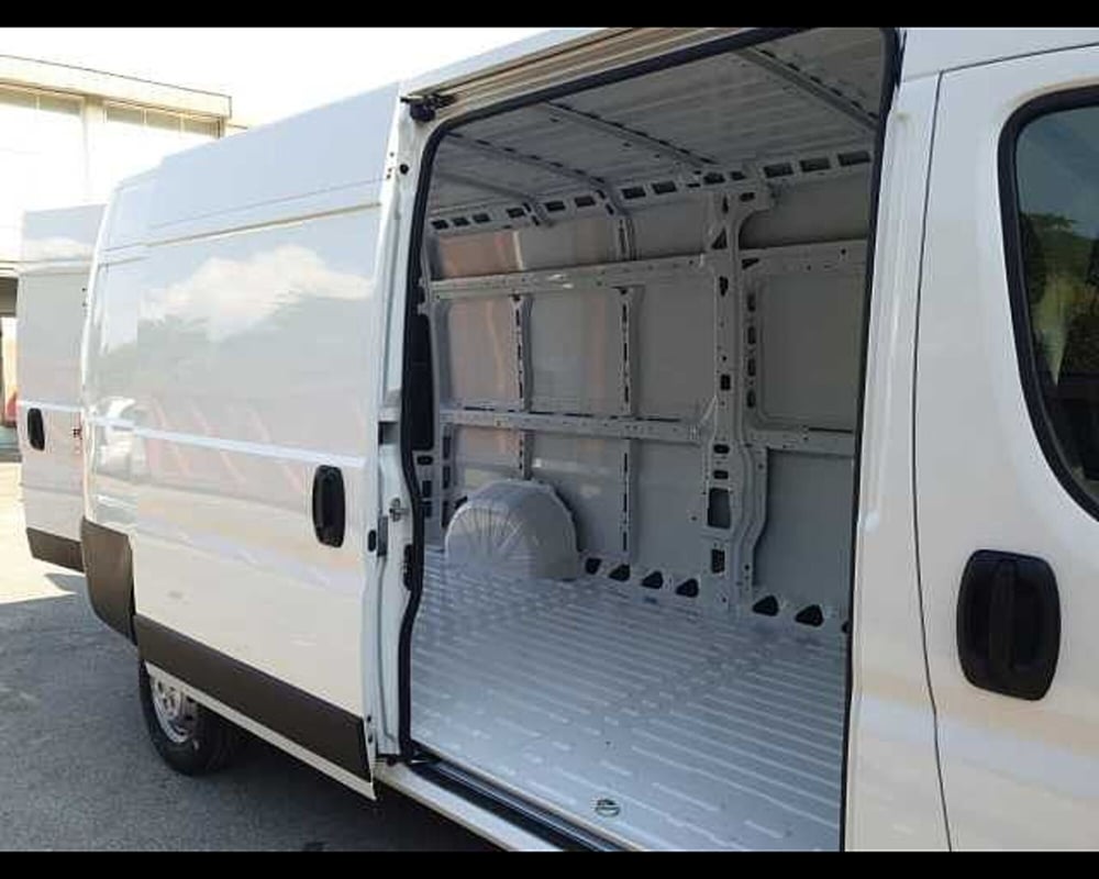 Peugeot Boxer nuova a Cuneo (7)