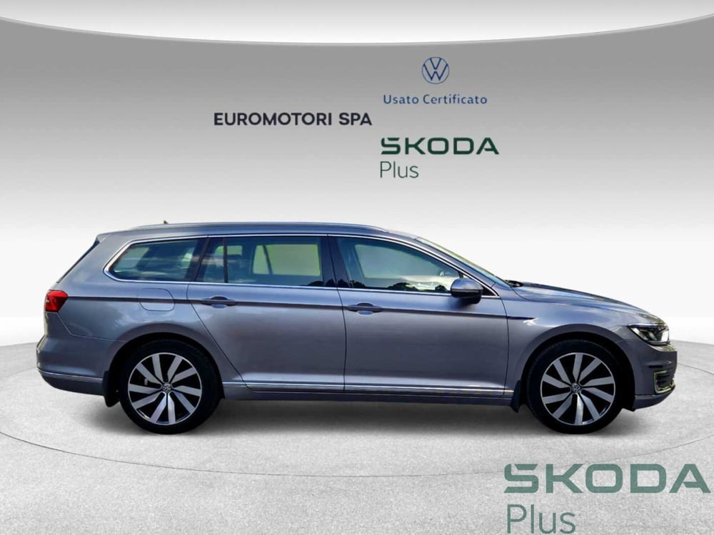 Volkswagen Passat Variant usata a Siena (5)