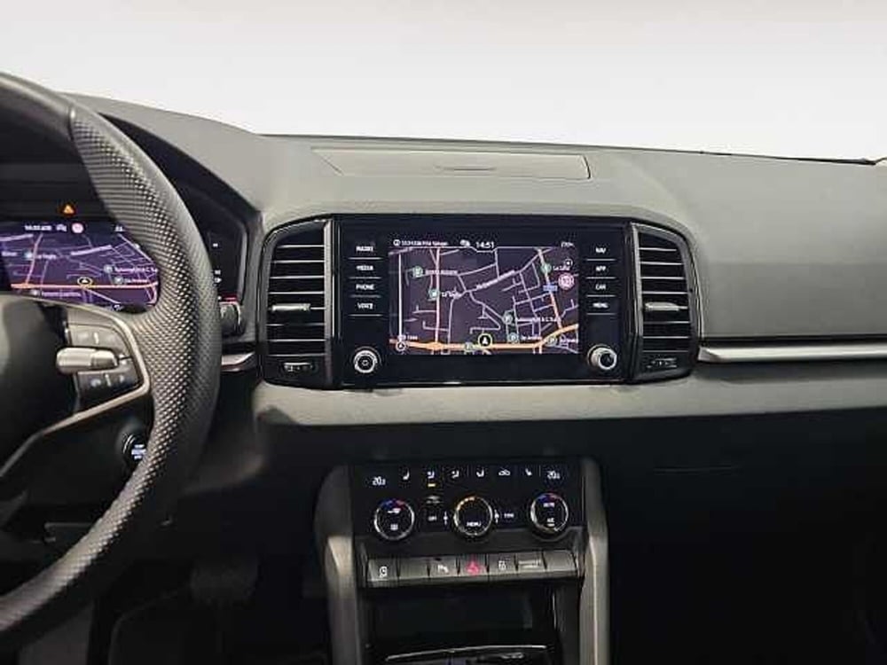 Skoda Karoq usata a Lecco (10)