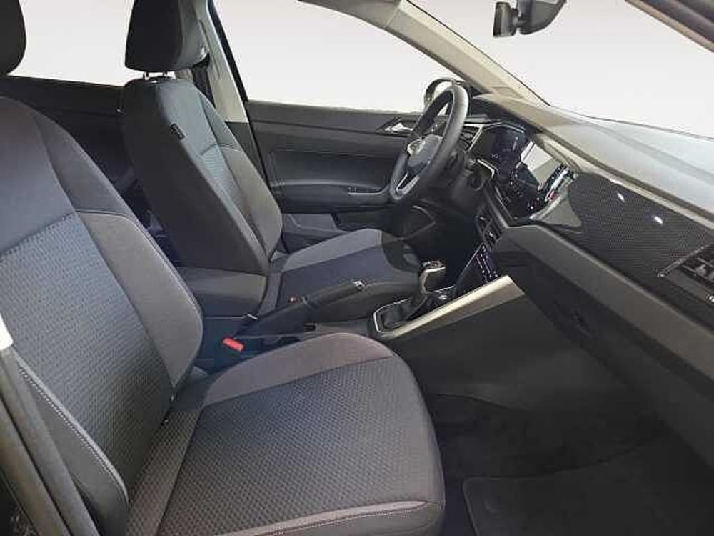 Volkswagen Taigo nuova a Lecco (13)