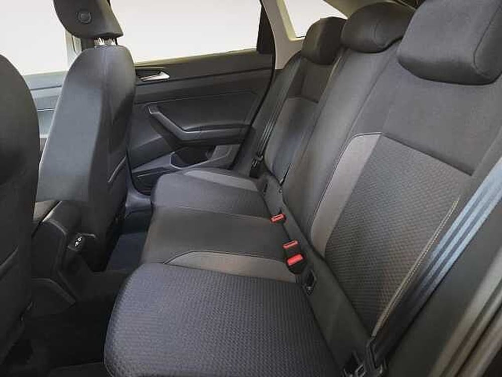 Volkswagen Taigo nuova a Lecco (14)
