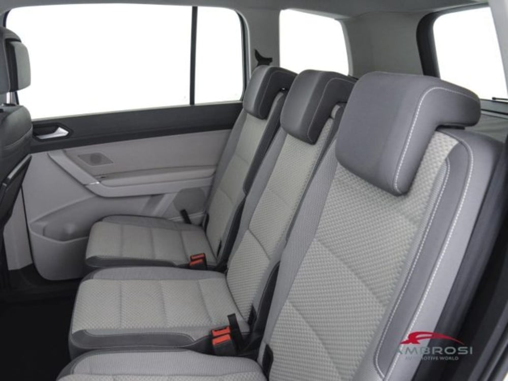 Volkswagen Touran usata a Perugia (10)