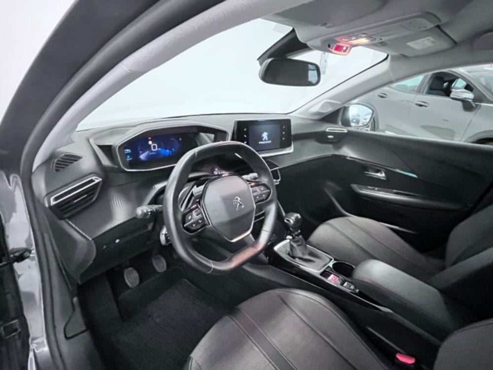 Peugeot 208 usata a Oristano (10)