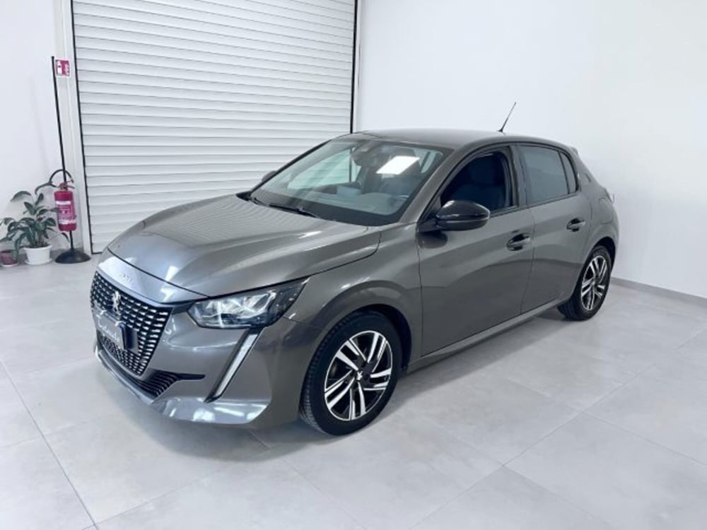 Peugeot 208 usata a Oristano (3)