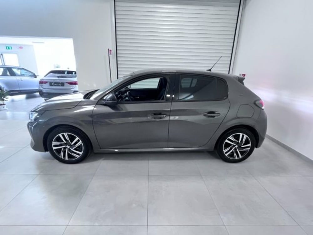 Peugeot 208 usata a Oristano (4)