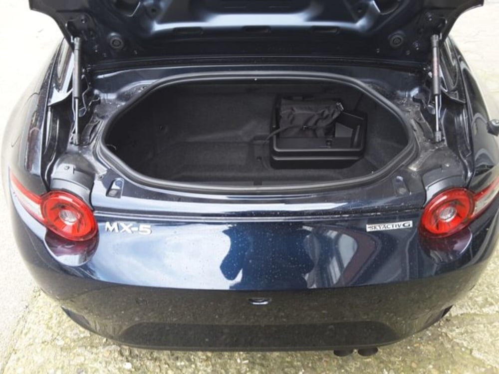 Mazda MX-5 nuova a Firenze (13)