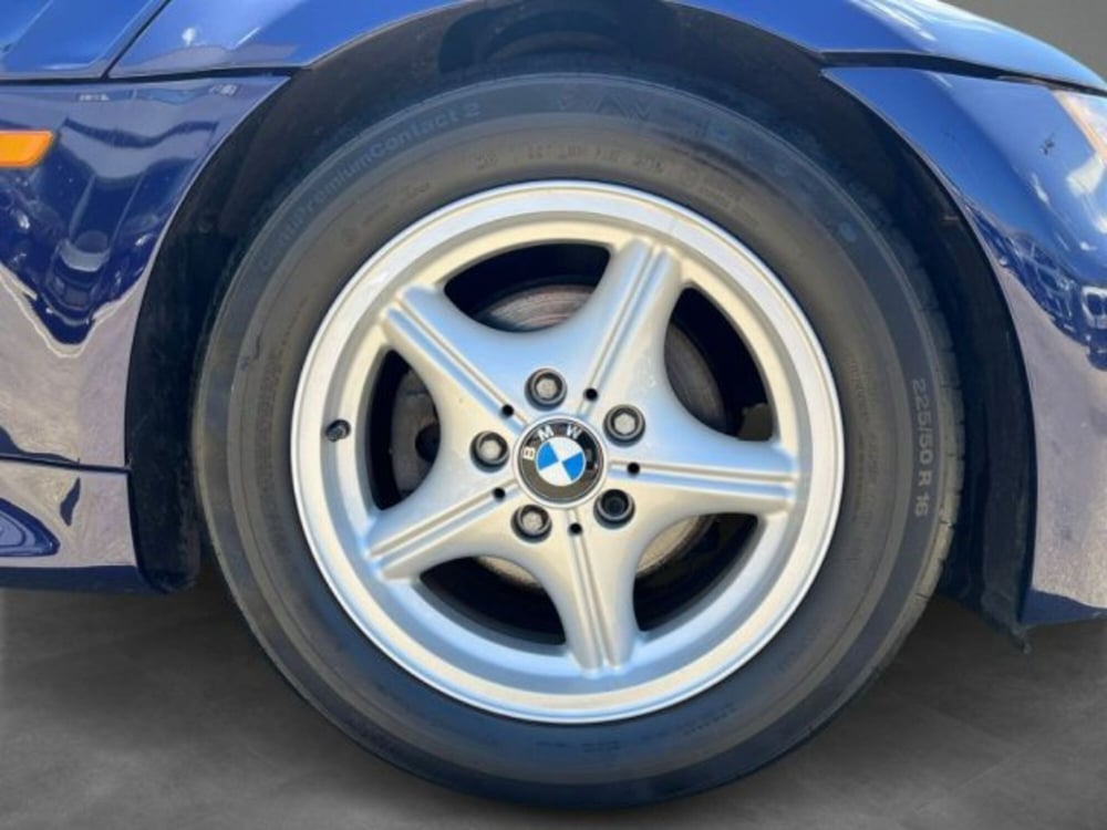 BMW Z3 Cabrio usata a Lecce (10)