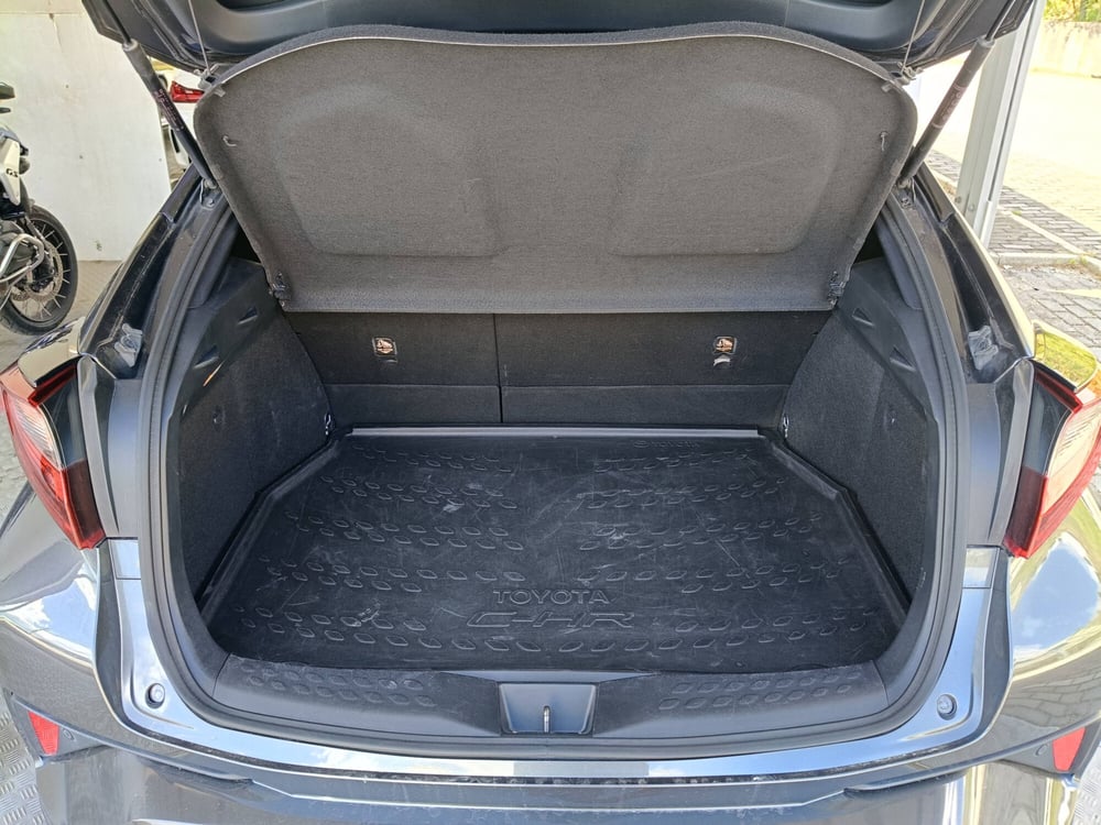 Toyota Toyota C-HR usata a Ascoli Piceno (15)