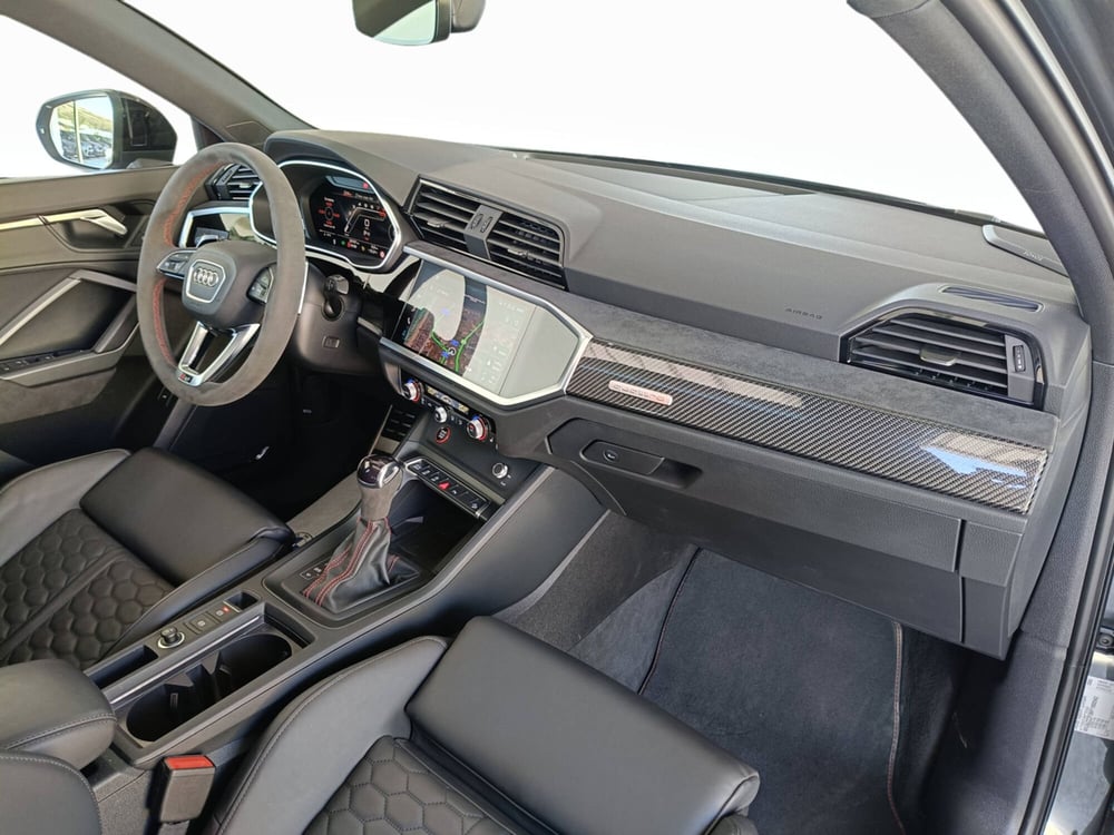 Audi RS Q3 Sportback usata a Ascoli Piceno (10)