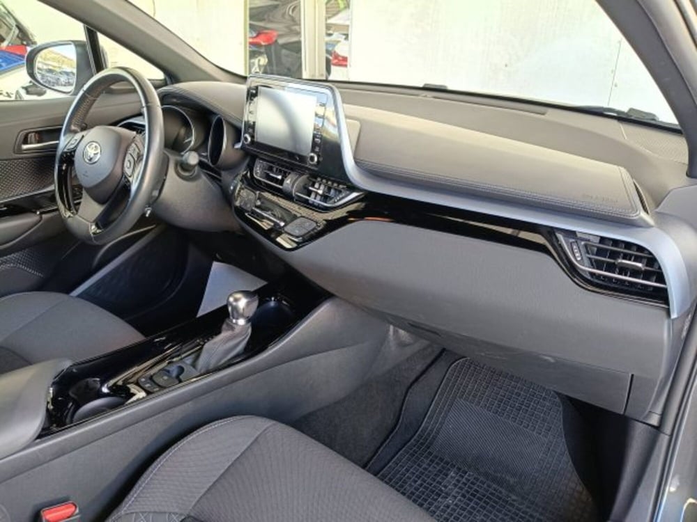 Toyota Toyota C-HR usata a Ascoli Piceno (10)