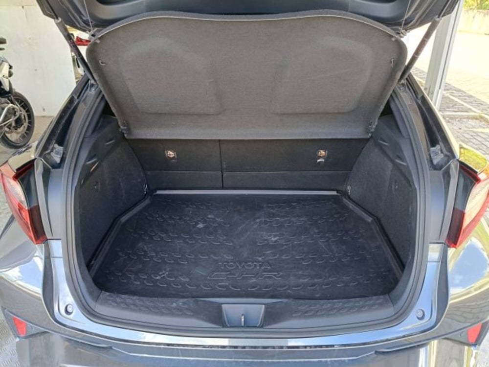 Toyota Toyota C-HR usata a Ascoli Piceno (15)