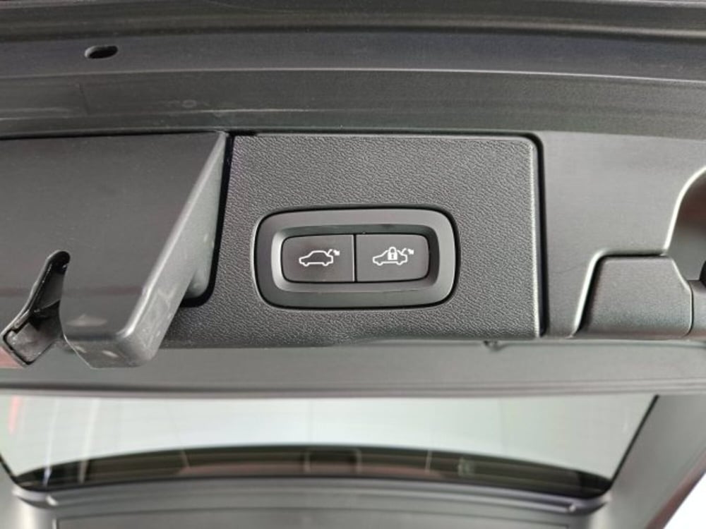 Volvo XC60 usata a Ascoli Piceno (18)