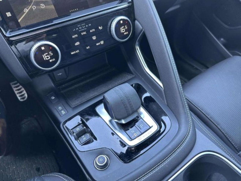 Jaguar E-Pace usata a Siena (15)