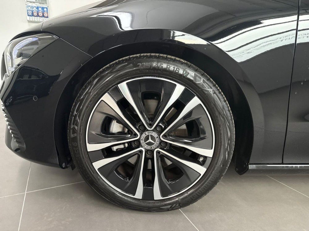 Mercedes-Benz CLA Shooting Brake usata a Rimini (8)