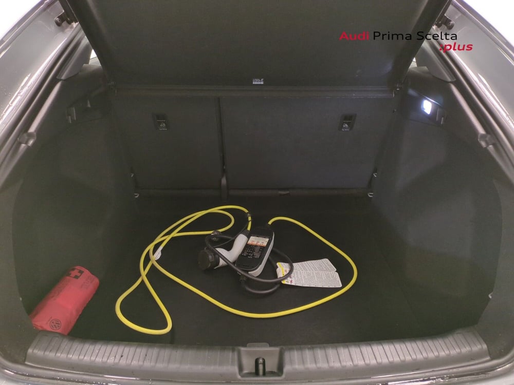Audi Q4 Sportback usata a Avellino (8)