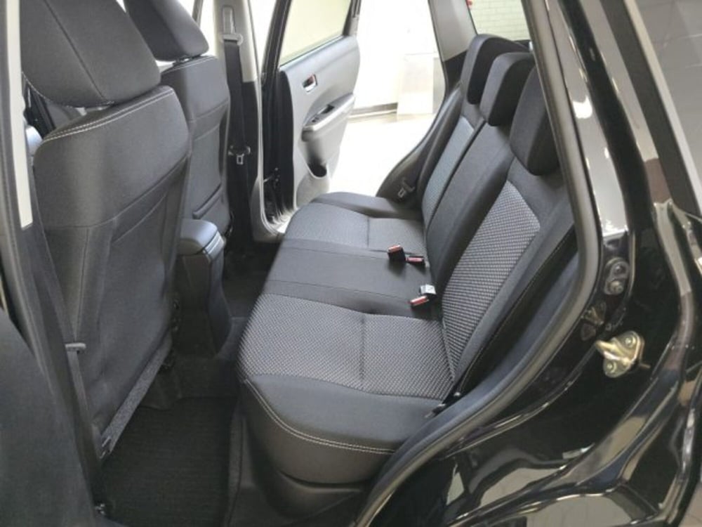 Suzuki Vitara nuova a Reggio Emilia (11)