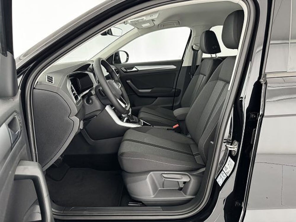 Volkswagen T-Roc nuova a Vicenza (7)