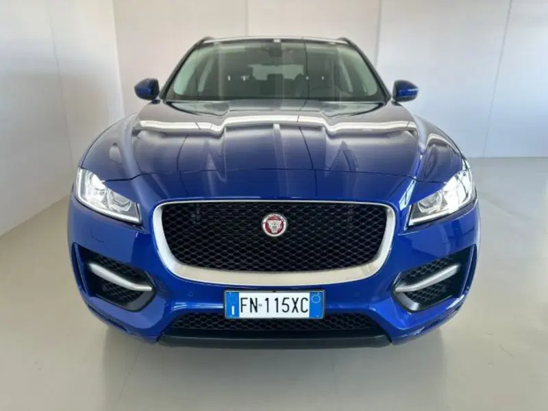 Jaguar F-Pace usata a Modena (2)