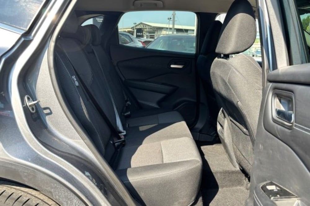 Nissan Qashqai usata a Latina (10)