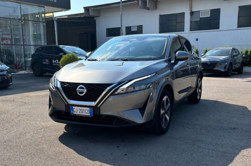 Nissan Qashqai usata a Latina (3)