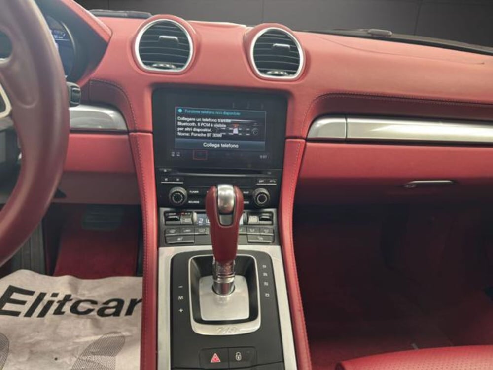 Porsche 718 Cayman  usata a Milano (12)