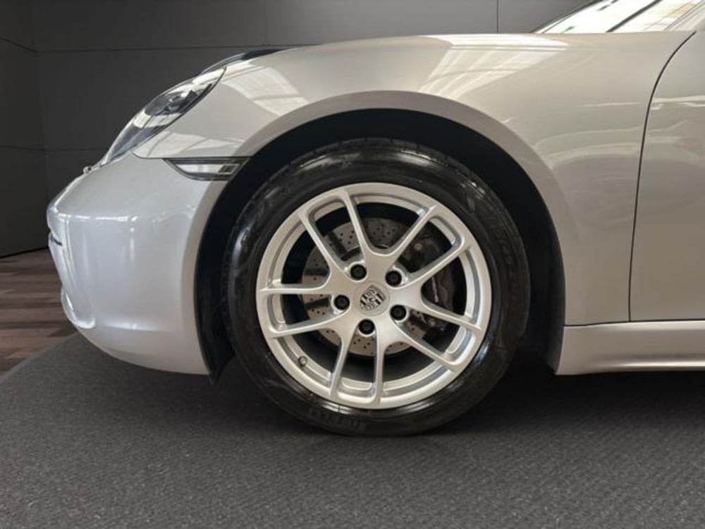 Porsche 718 Cayman  usata a Milano (7)