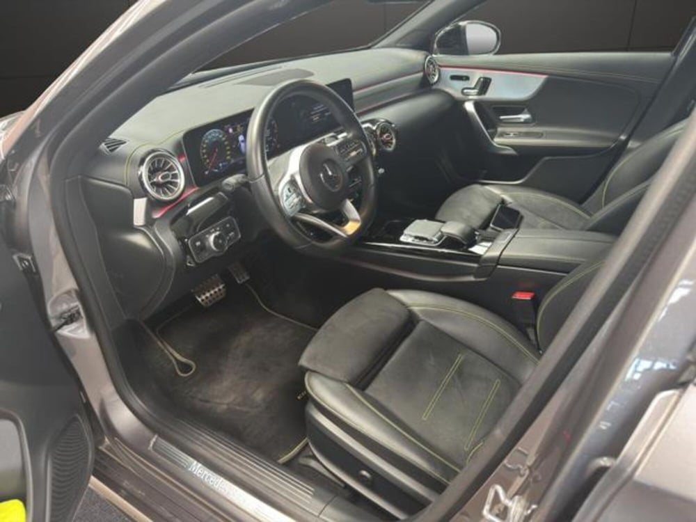 Mercedes-Benz Classe A Sedan usata a Milano (7)