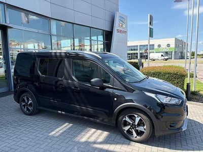 Ford Tourneo Connect Active 1.5 EcoBlue 120 CV Start &amp; Stop del 2021 usata a Legnago