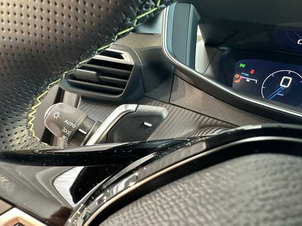 Peugeot 208 nuova a Venezia (20)