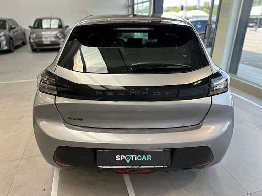 Peugeot 208 nuova a Venezia (6)