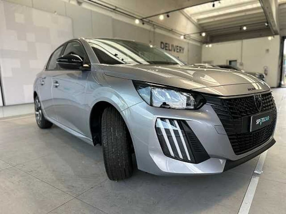 Peugeot 208 nuova a Venezia (9)