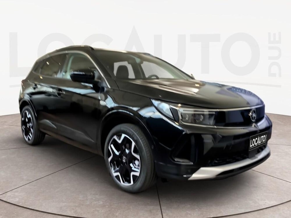 Opel Grandland nuova a Torino (3)