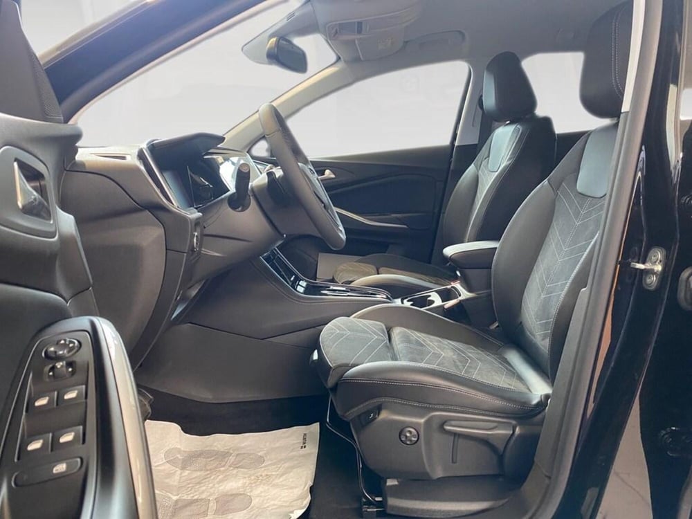 Opel Grandland nuova a Torino (7)