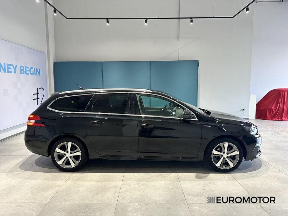 Peugeot 308 SW usata a Bari (4)