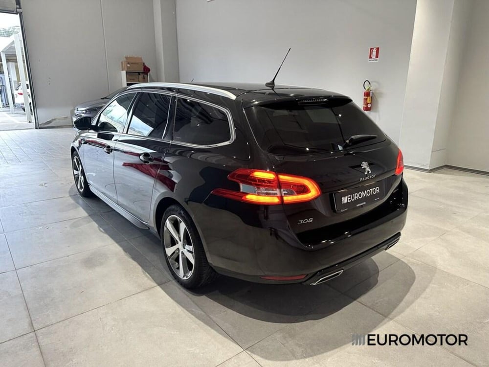 Peugeot 308 SW usata a Bari (7)