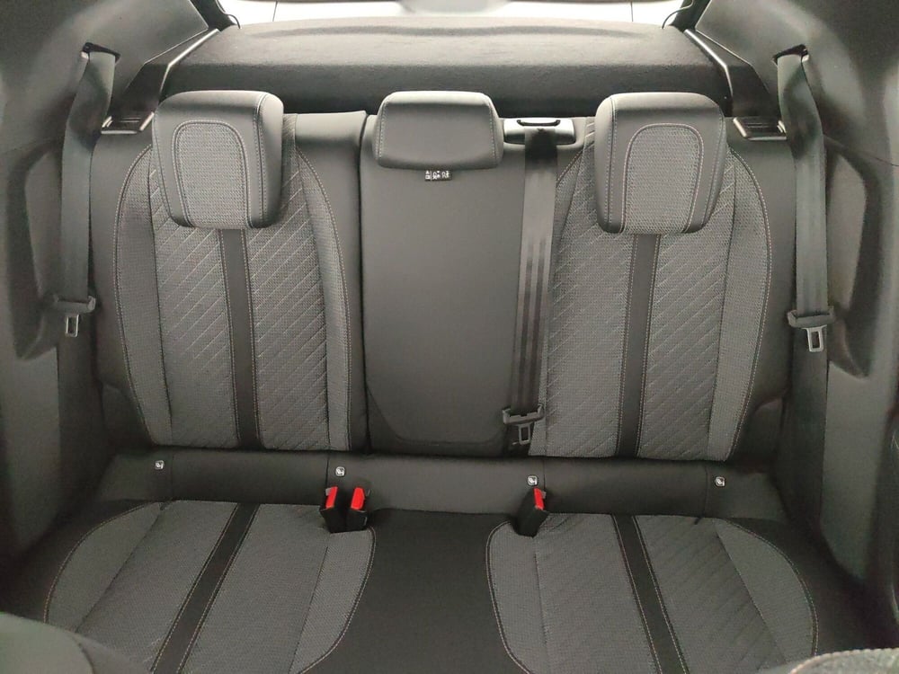 Peugeot 2008 nuova a Ascoli Piceno (13)
