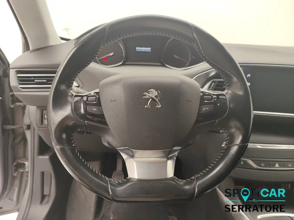 Peugeot 308 SW usata a Como (9)