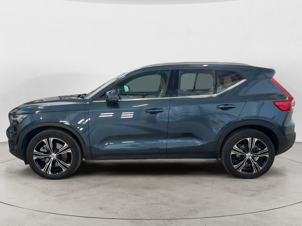 Volvo XC40 usata a Salerno (4)