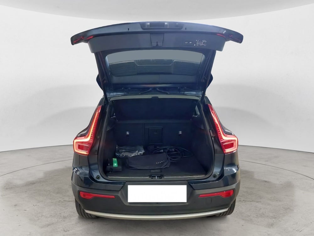 Volvo XC40 usata a Salerno (8)