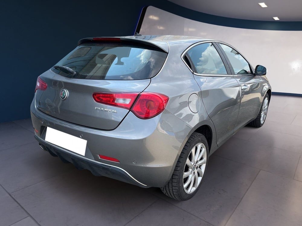 Alfa Romeo Giulietta usata a Torino (4)