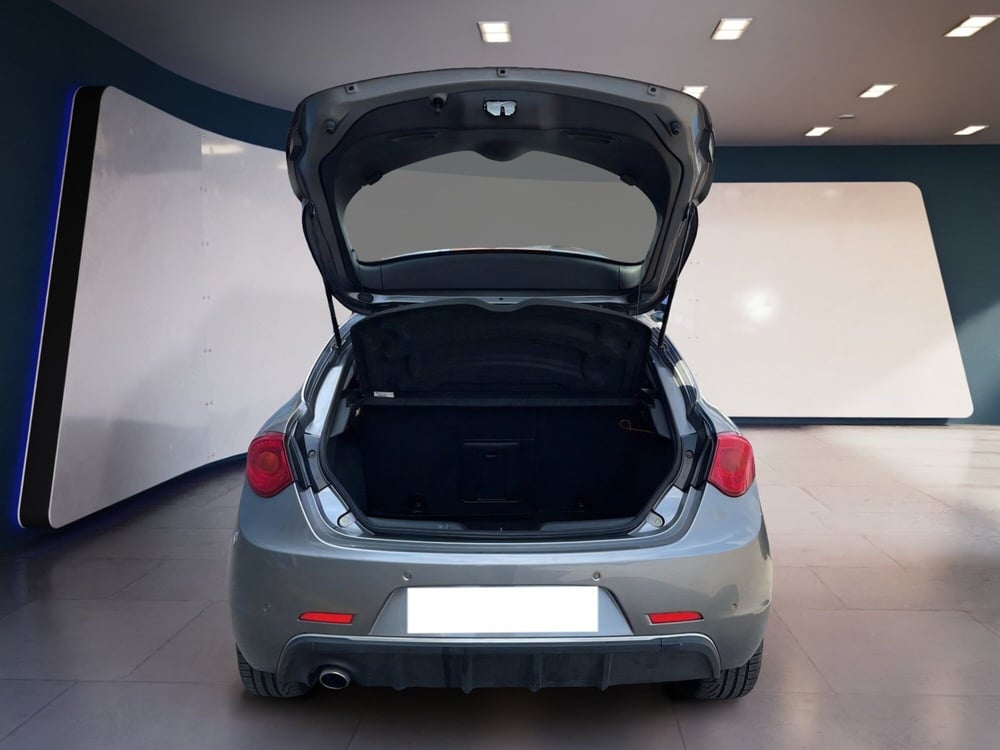 Alfa Romeo Giulietta usata a Torino (7)