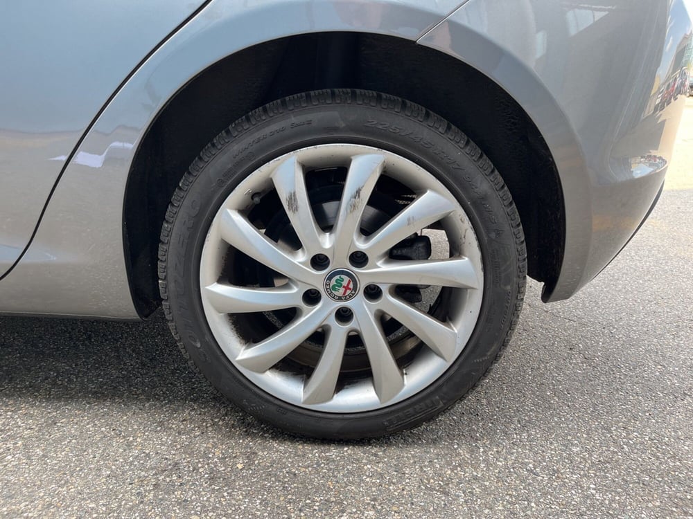 Alfa Romeo Giulietta usata a Torino (8)